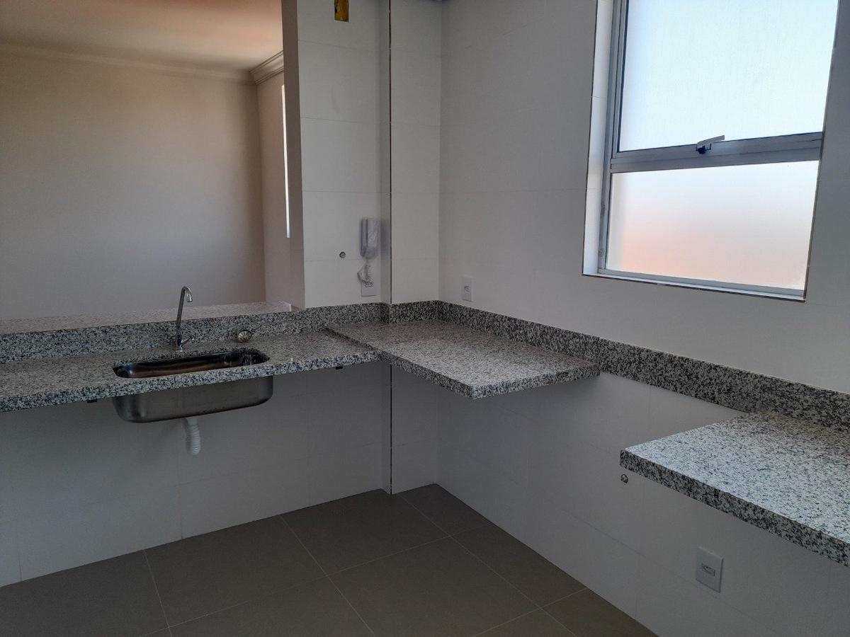 Apartamento, Ana Lúcia, 2 Quartos, 2 Vagas, 1 Suíte