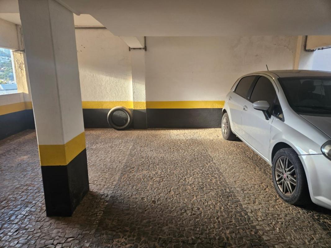 Apartamento, Estoril, 3 Quartos, 1 Vaga, 1 Suíte