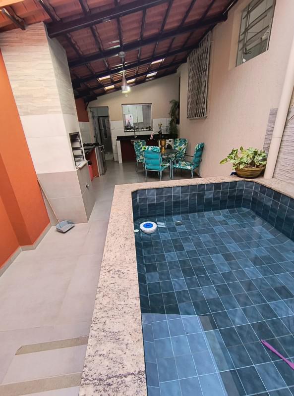 Casa, Tirol, 3 Quartos, 3 Vagas, 1 Suíte