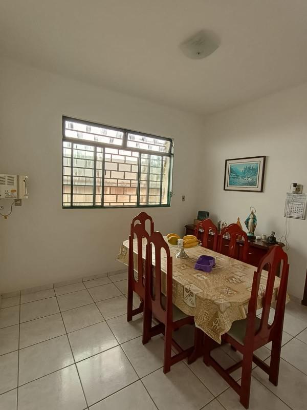 Casa, Nova Suíssa, 5 Quartos, 2 Vagas