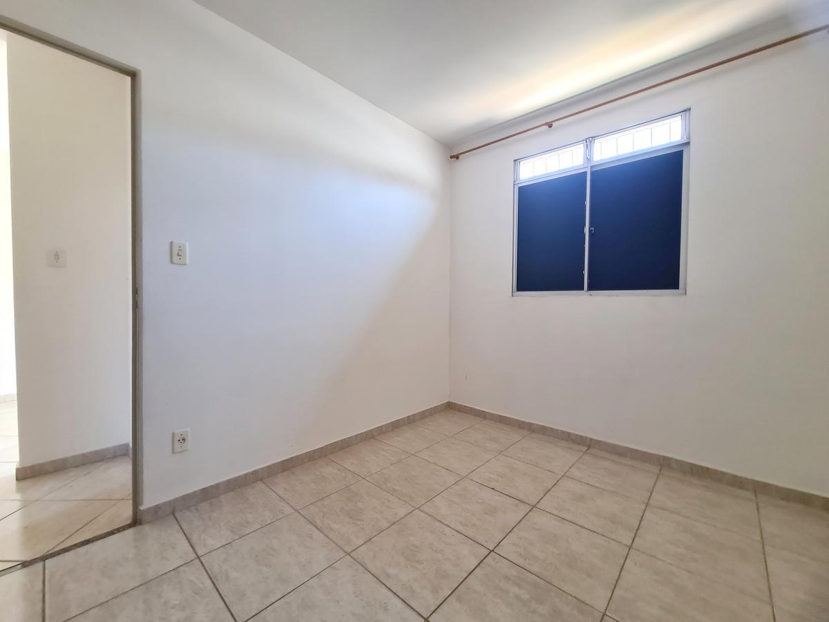 Casa, Ressaca, 2 Quartos, 1 Vaga