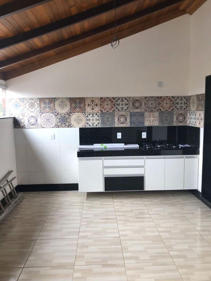 Casa em Condomínio, Cabral, 3 Quartos, 2 Vagas, 1 Suíte