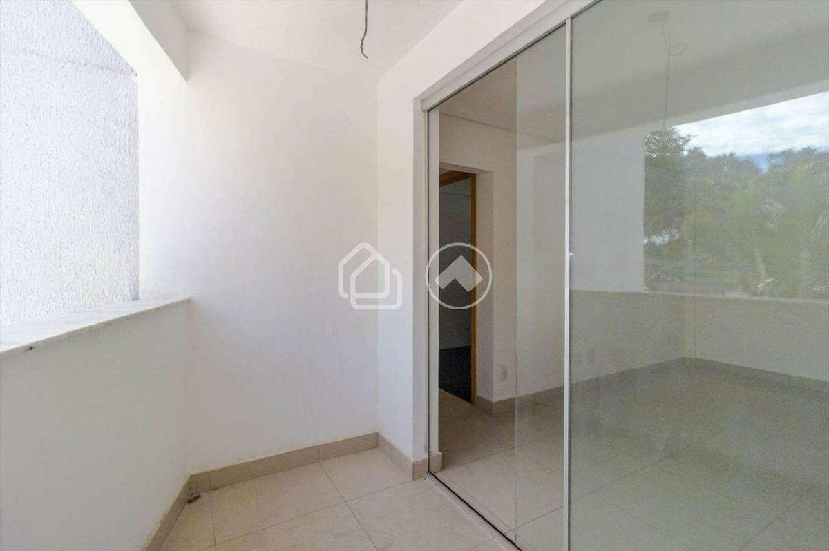 Apartamento, Serrano, 3 Quartos, 2 Vagas, 1 Suíte