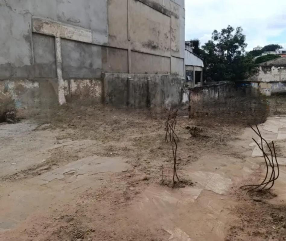 Lote, Centro, 0 Quarto, 0 Vaga