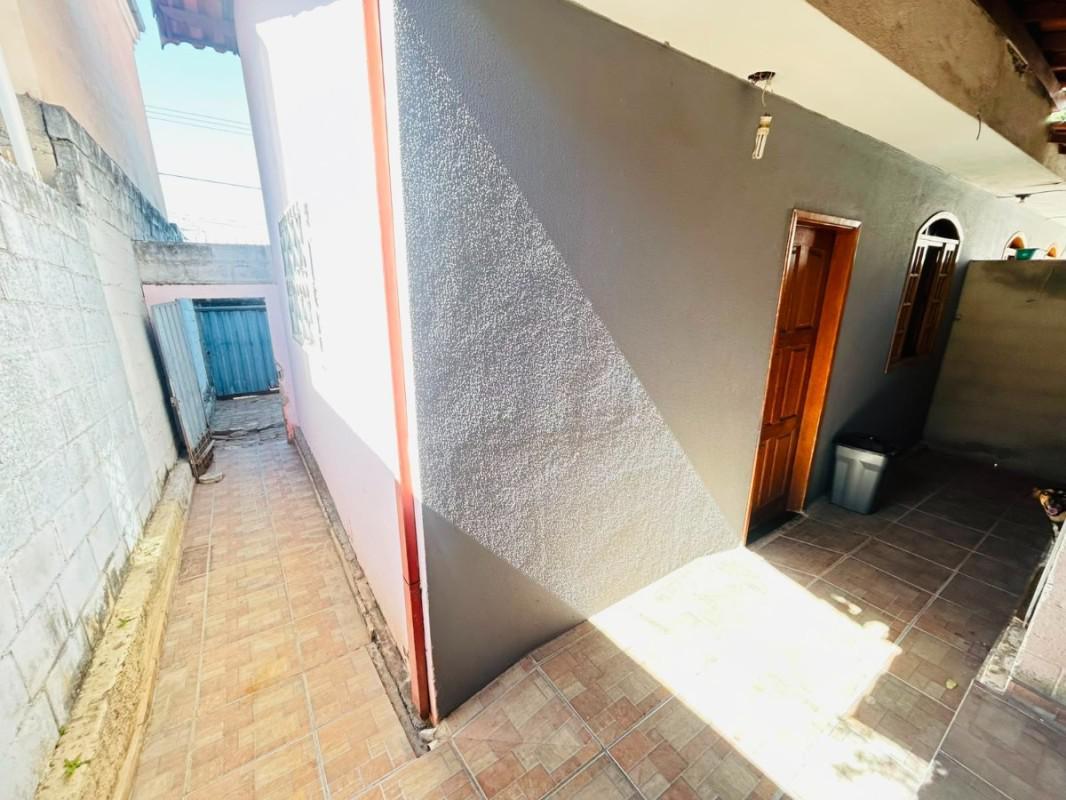 Casa, Piratininga (venda Nova), 3 Quartos, 4 Vagas