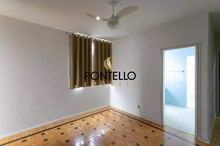 Apartamento, Floresta, 2 Quartos, 0 Vaga