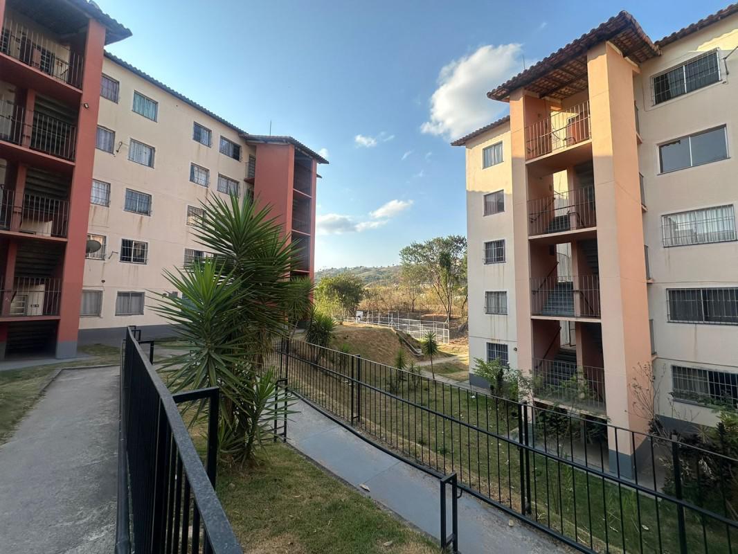 Apartamento, Jardim Vitória, 2 Quartos, 2 Vagas