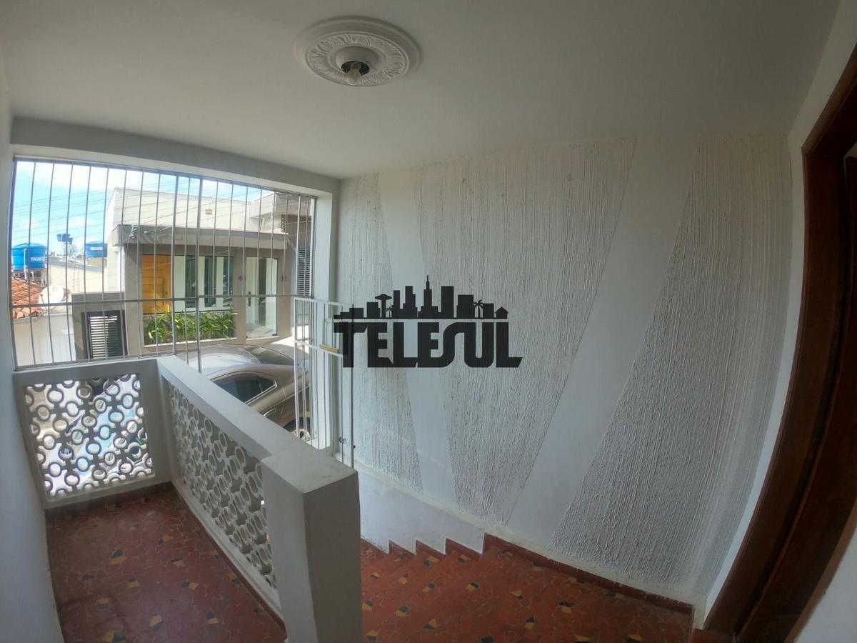 Casa, Centro, 4 Quartos, 0 Vaga