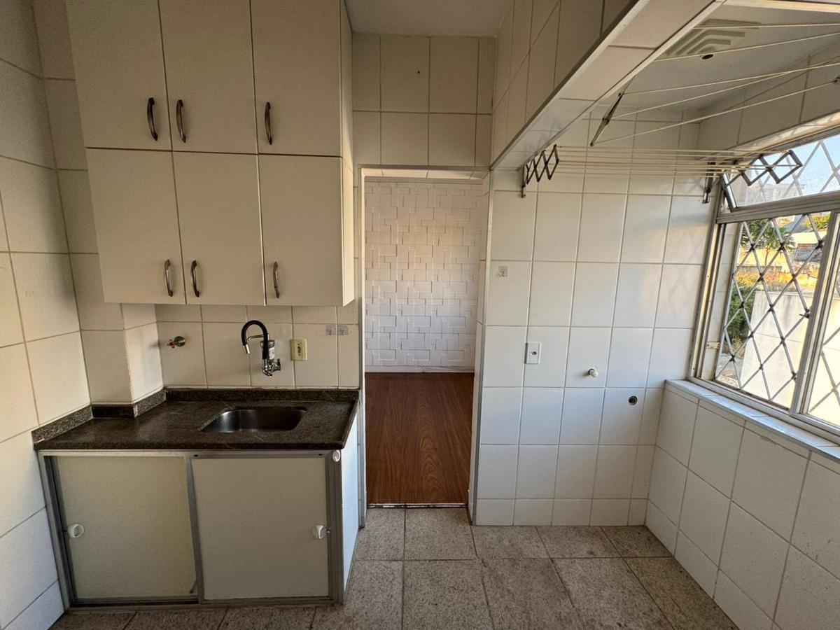 Apartamento, Sagrada Família, 2 Quartos, 1 Vaga