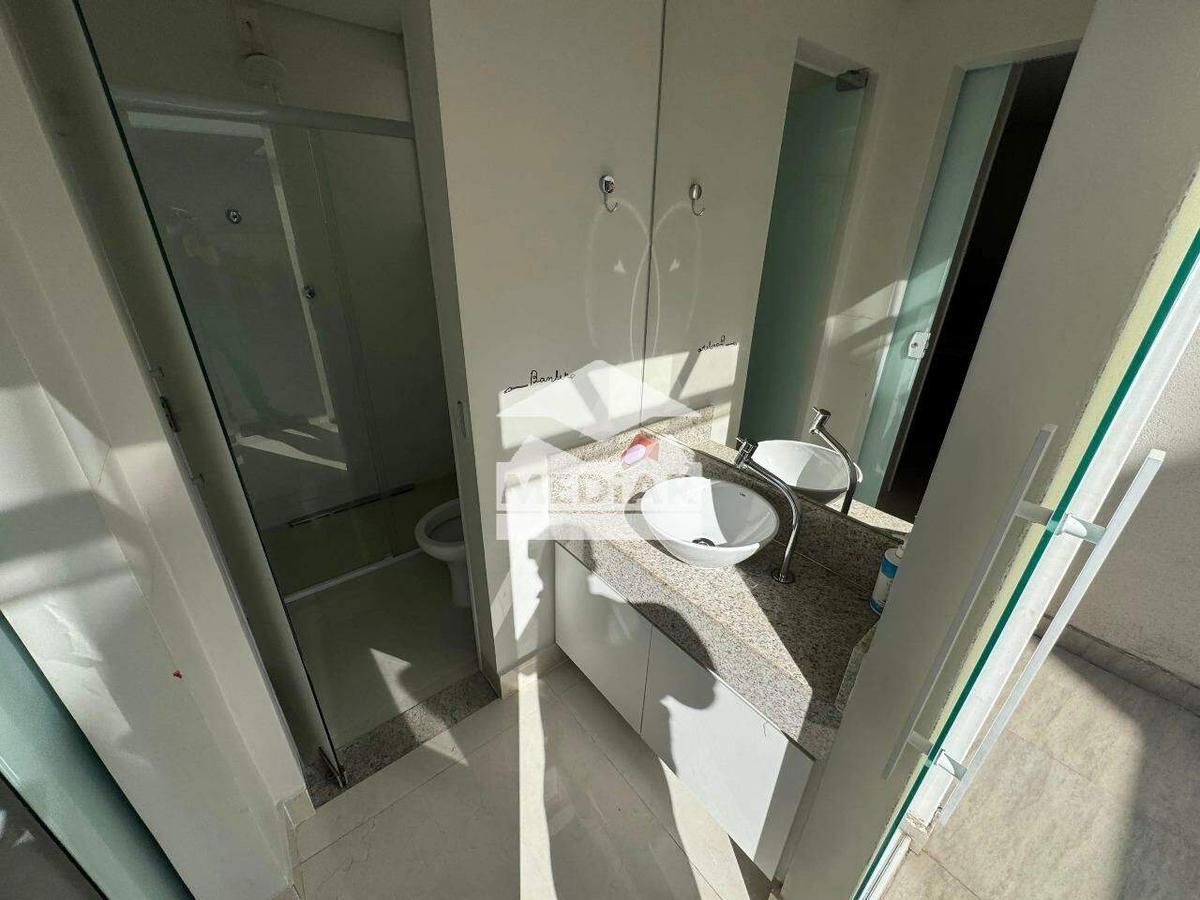 Apartamento, Sagrada Família, 4 Quartos, 2 Vagas, 4 Suítes