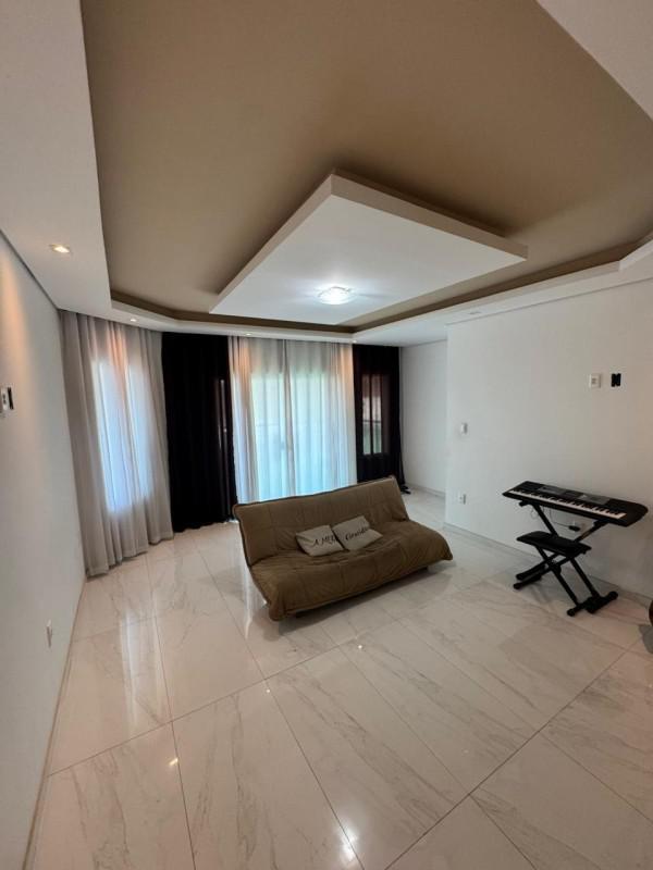 Casa, Masterville, 3 Quartos, 5 Vagas, 1 Suíte