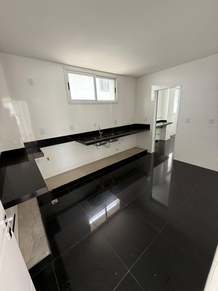 Apartamento, Anchieta, 4 Quartos, 2 Vagas, 4 Suítes