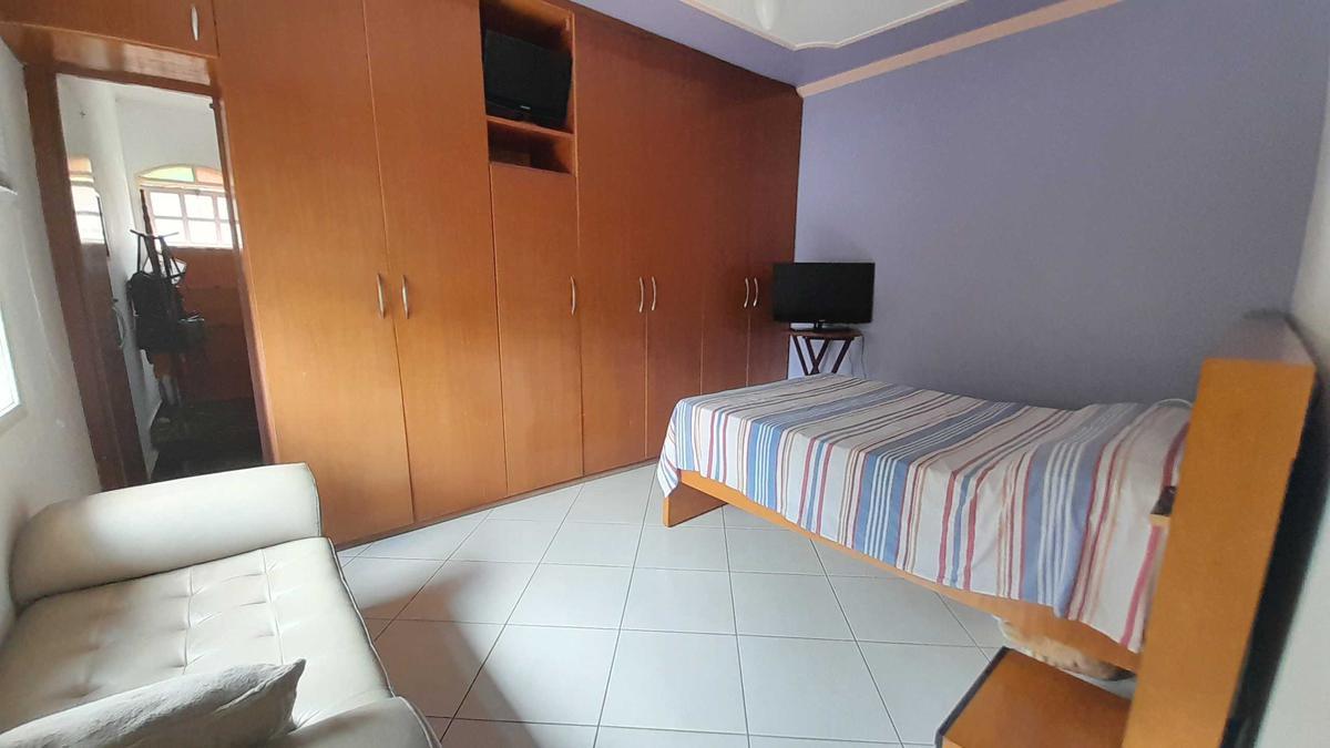 Casa, Santa Maria, 3 Quartos, 4 Vagas, 2 Suítes