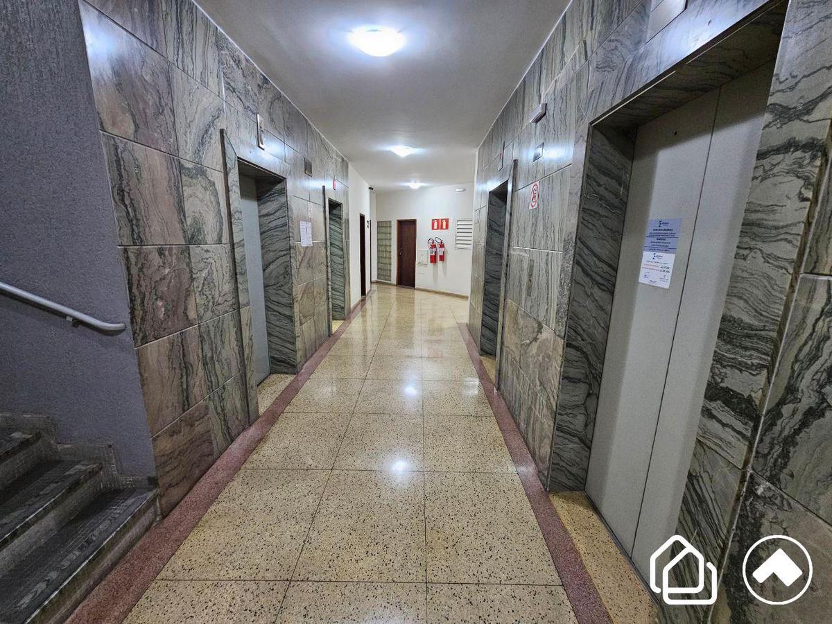 Sala, Centro