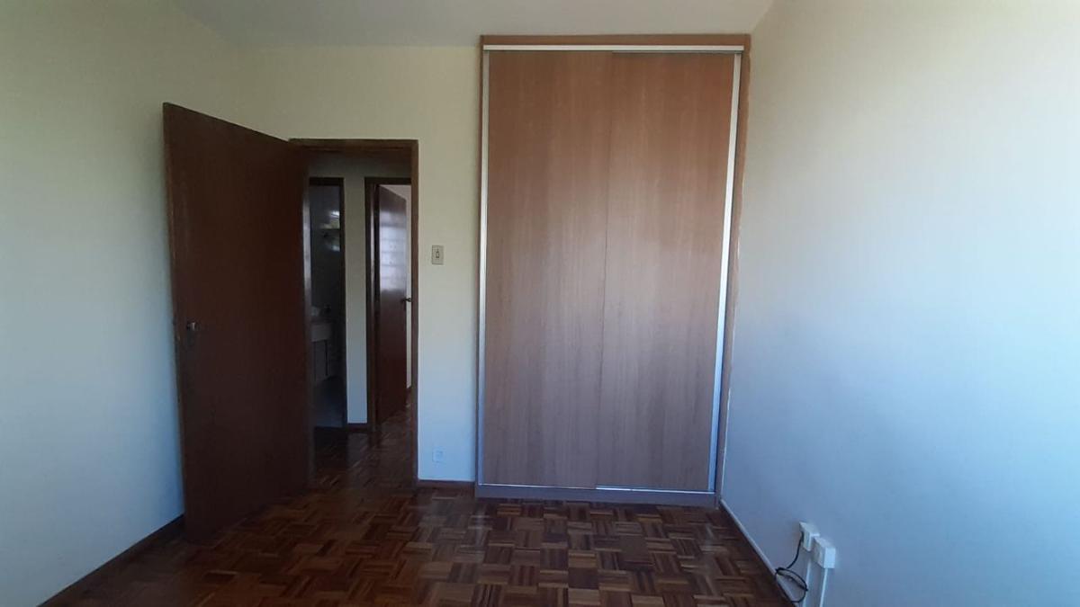 Casa, Aeroporto, 2 Quartos, 0 Vaga