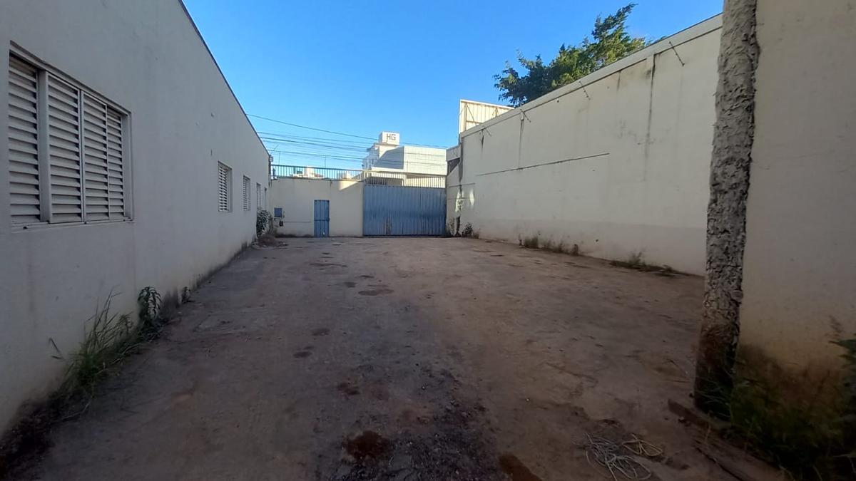Galpão, Dona Clara, 0 Quarto, 15 Vagas