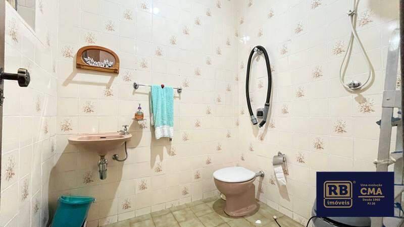 Casa, Luxemburgo, 5 Quartos, 4 Vagas, 2 Suítes