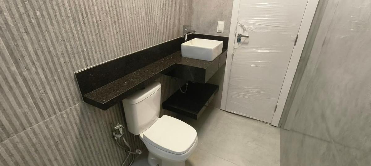 Casa, Nova Floresta, 4 Quartos, 3 Vagas, 2 Suítes