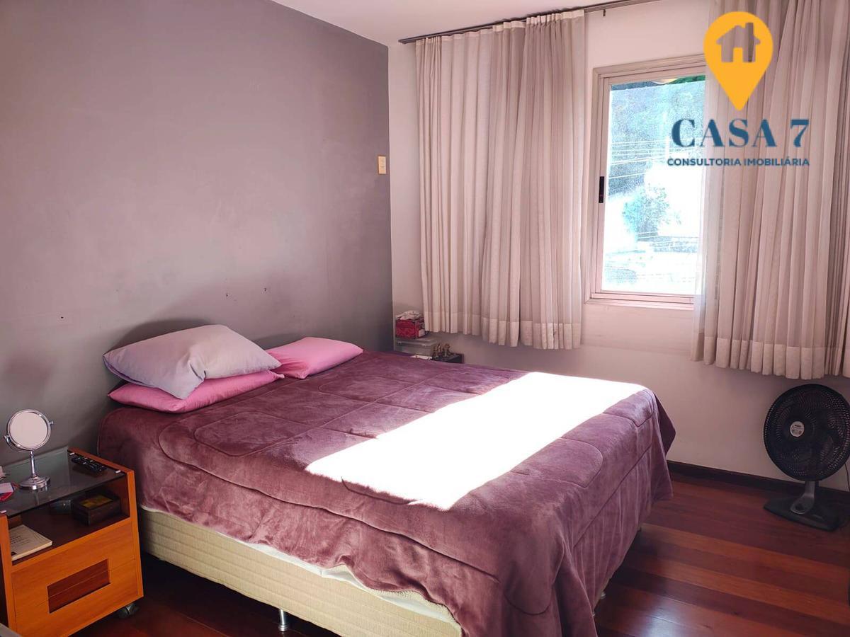Apartamento, Coração de Jesus, 4 Quartos, 2 Vagas, 1 Suíte