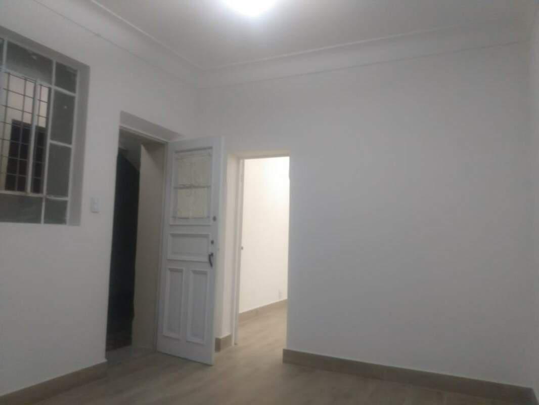 Casa, Floresta, 3 Quartos, 8 Vagas, 1 Suíte