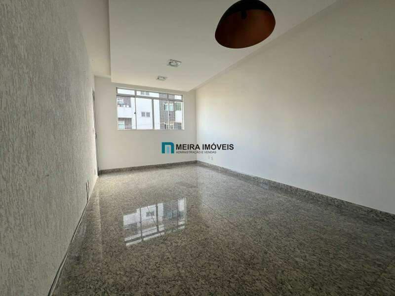 Apartamento, Sagrada Família, 3 Quartos, 2 Vagas, 1 Suíte