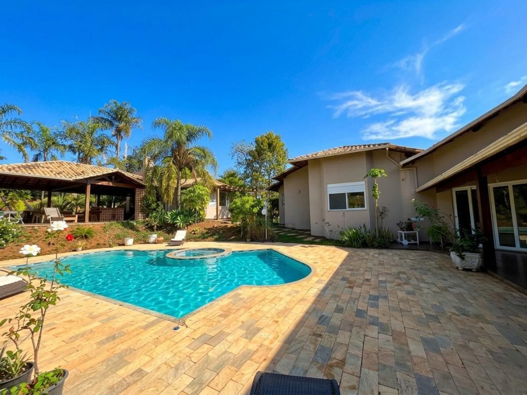 Casa, Condados da Lagoa, 4 Quartos, 4 Vagas, 2 Suítes