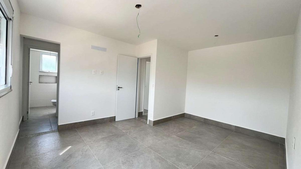 Apartamento, Castelo, 4 Quartos, 3 Vagas, 2 Suítes