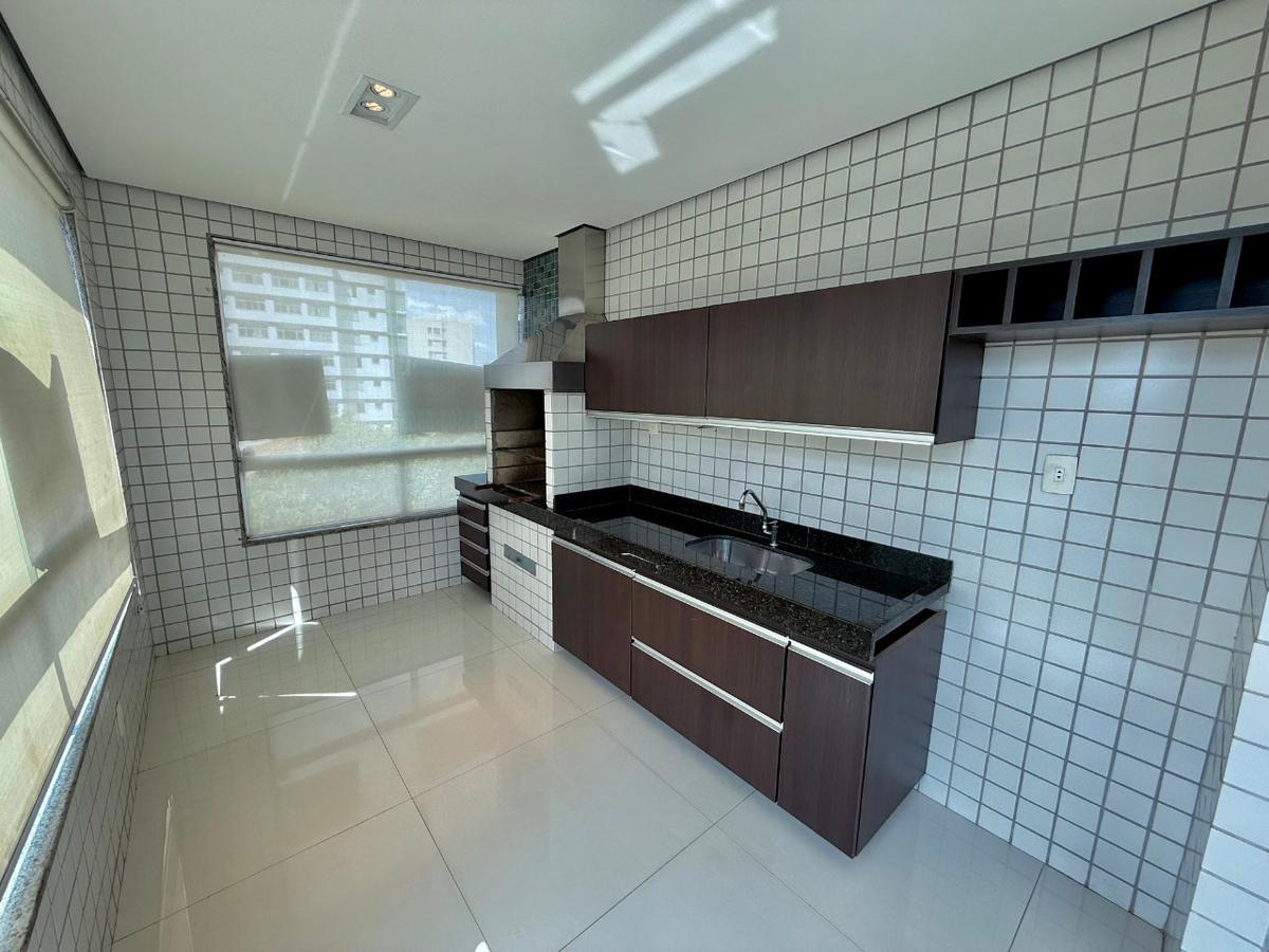 Apartamento, São José, 4 Quartos, 4 Vagas, 2 Suítes