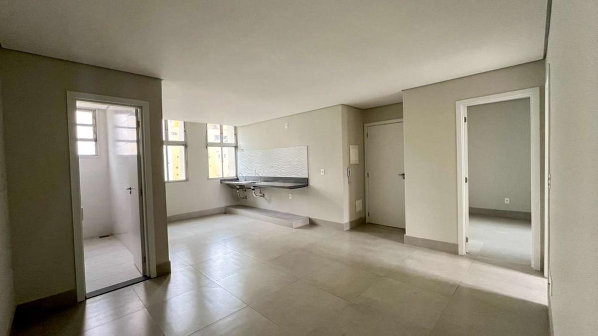 Apartamento, Centro, 2 Quartos, 0 Vaga, 1 Suíte