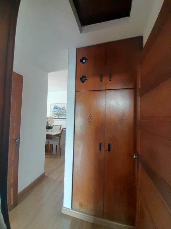 Casa, Camargos, 8 Quartos, 3 Vagas, 4 Suítes