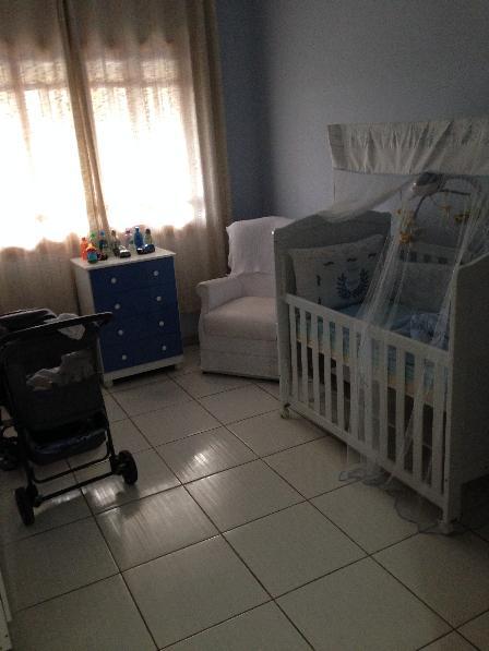 Casa, Xangri-lá, 4 Quartos, 2 Vagas, 1 Suíte