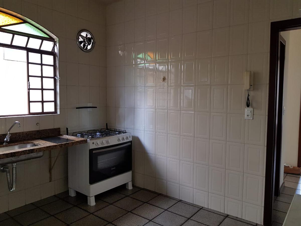 Casa, Santa Amélia, 5 Quartos, 3 Vagas, 2 Suítes