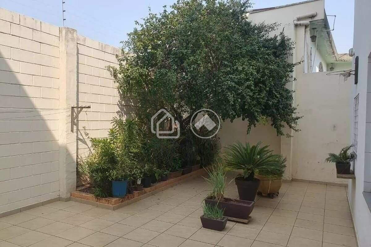 Casa, Caiçaras, 5 Quartos, 6 Vagas, 1 Suíte