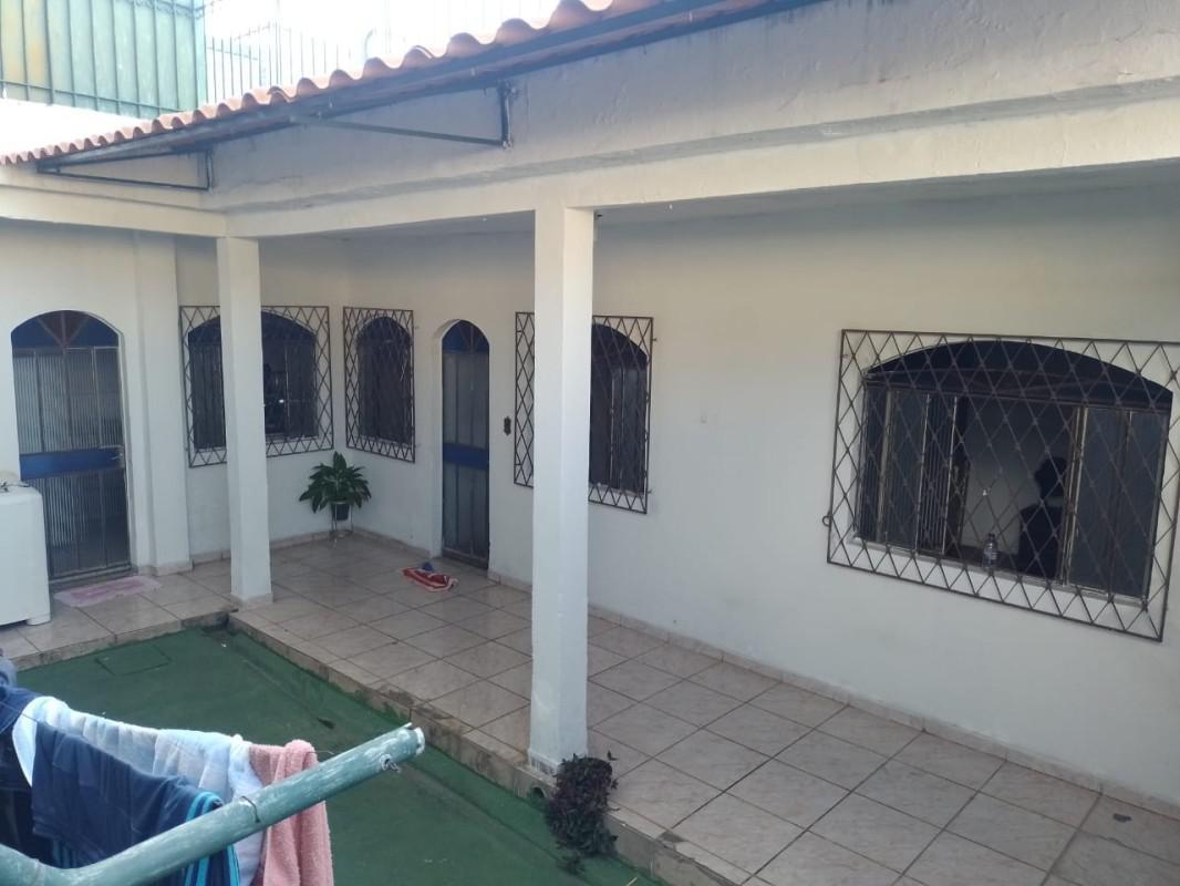 Casa, Coqueiros, 3 Quartos, 2 Vagas, 1 Suíte