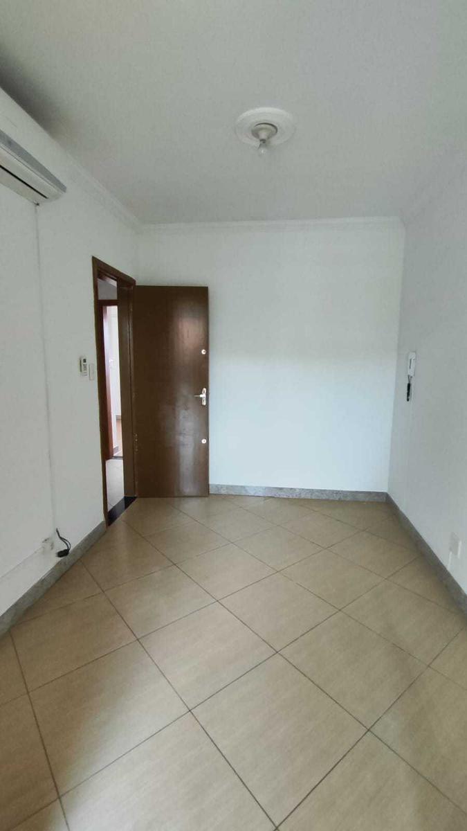 Casa, Cabral, 3 Quartos, 2 Vagas, 1 Suíte