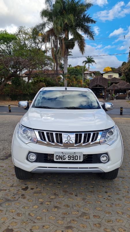 Mitsubishi L200 Triton Sport Hpe 2.4 CD Diesel Aut.