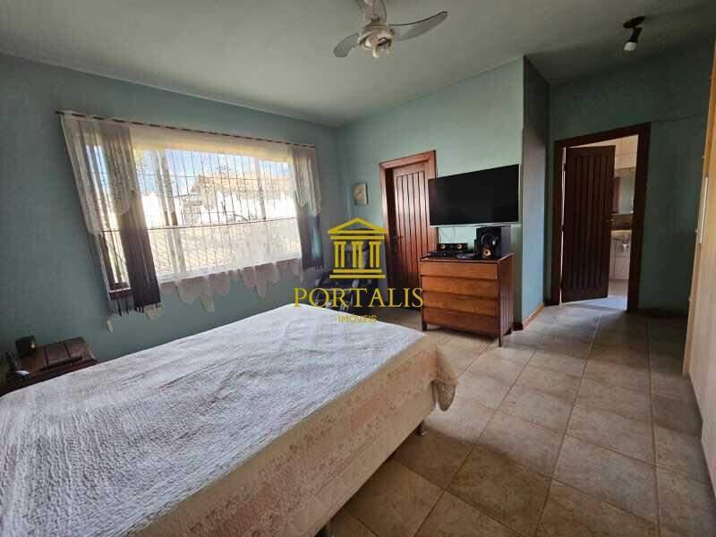 Casa, Nova Suíssa, 4 Quartos, 4 Vagas, 1 Suíte