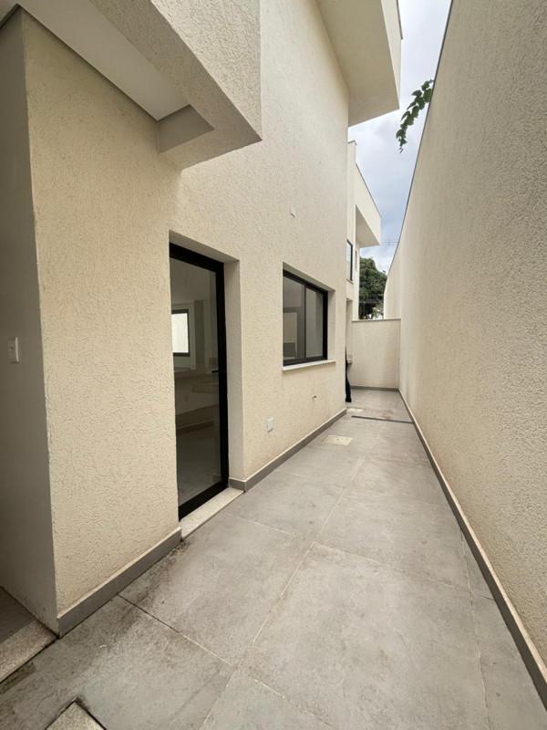 Casa, Planalto, 3 Quartos, 3 Vagas, 2 Suítes
