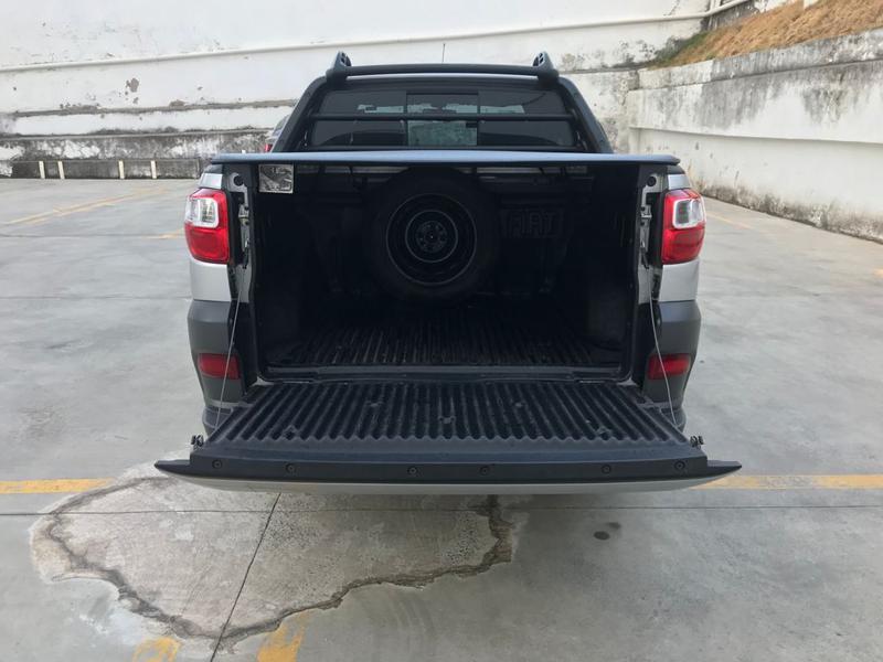 Fiat Strada Freedom 1.4 Flex 8v CD