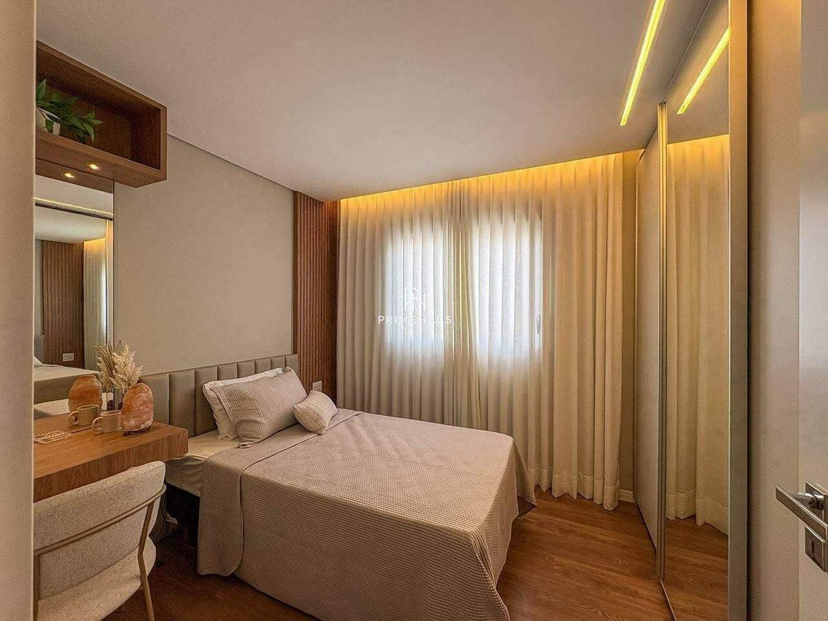 Apartamento, Barreiro, 3 Quartos, 2 Vagas, 1 Suíte