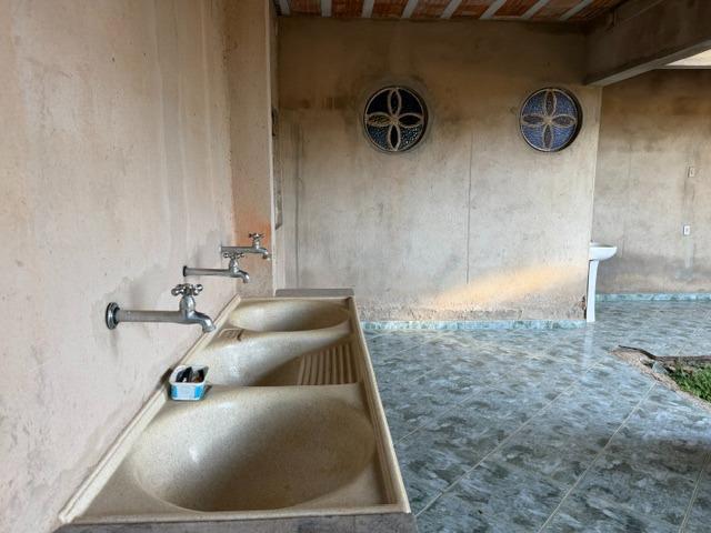 Casa, Centro, 3 Quartos, 0 Vaga, 1 Suíte