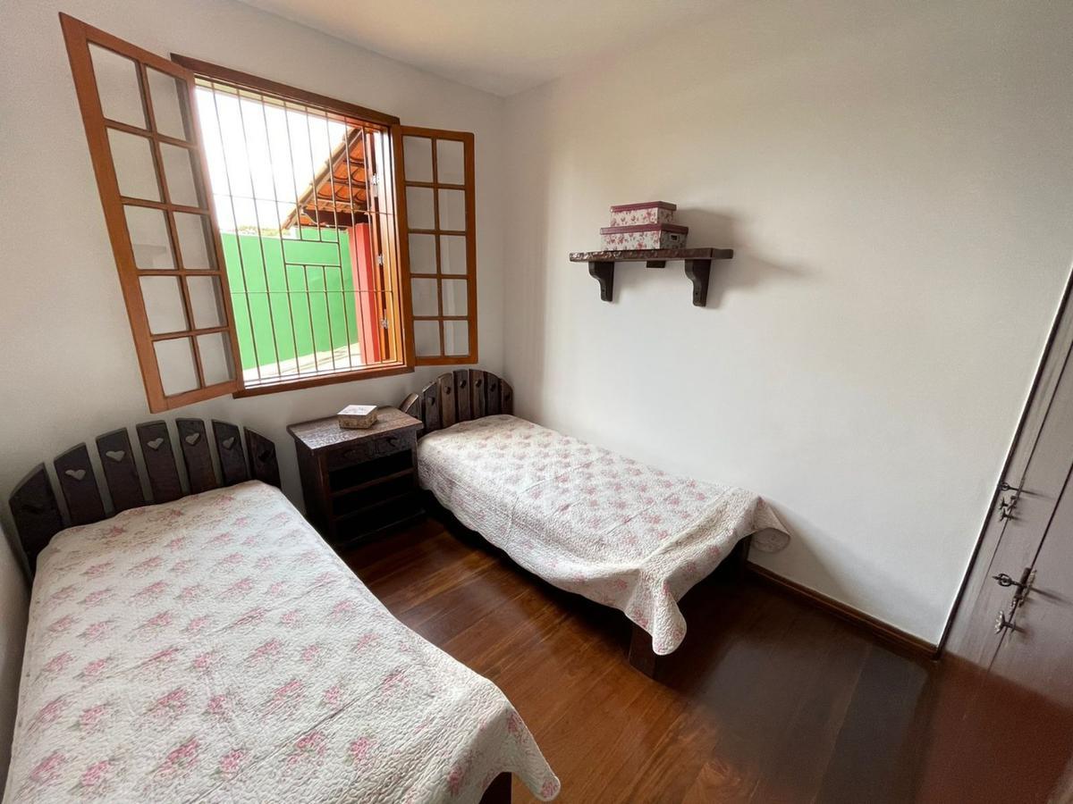 Casa, Santa Amélia, 3 Quartos, 6 Vagas, 1 Suíte