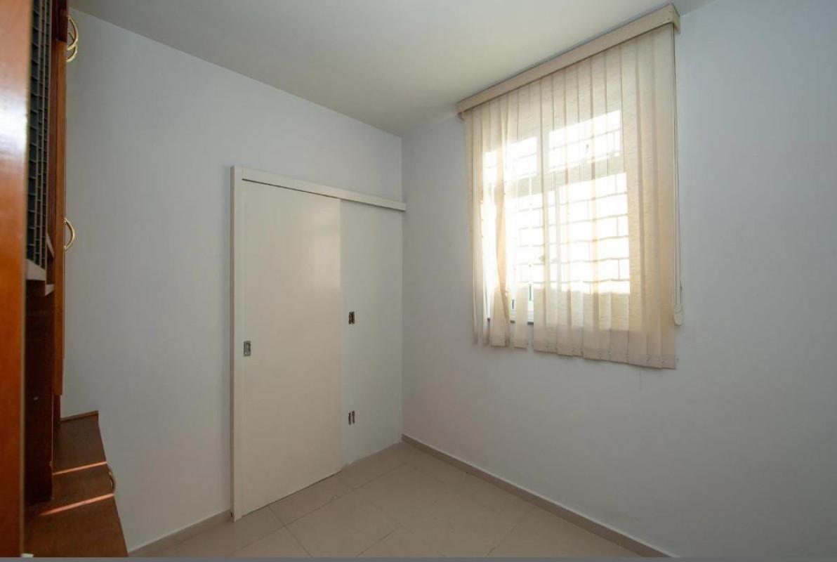 Apartamento, João Pinheiro, 3 Quartos, 1 Vaga