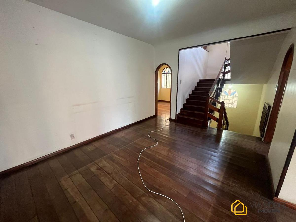 Casa, Mangabeiras, 4 Quartos, 4 Vagas, 1 Suíte
