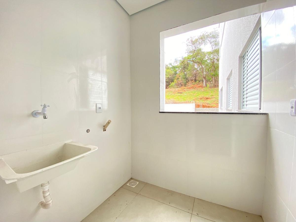 Casa, Vale das Orquídeas, 3 Quartos, 2 Vagas, 1 Suíte