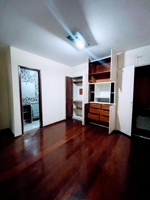 Casa, Planalto, 3 Quartos, 2 Vagas, 1 Suíte