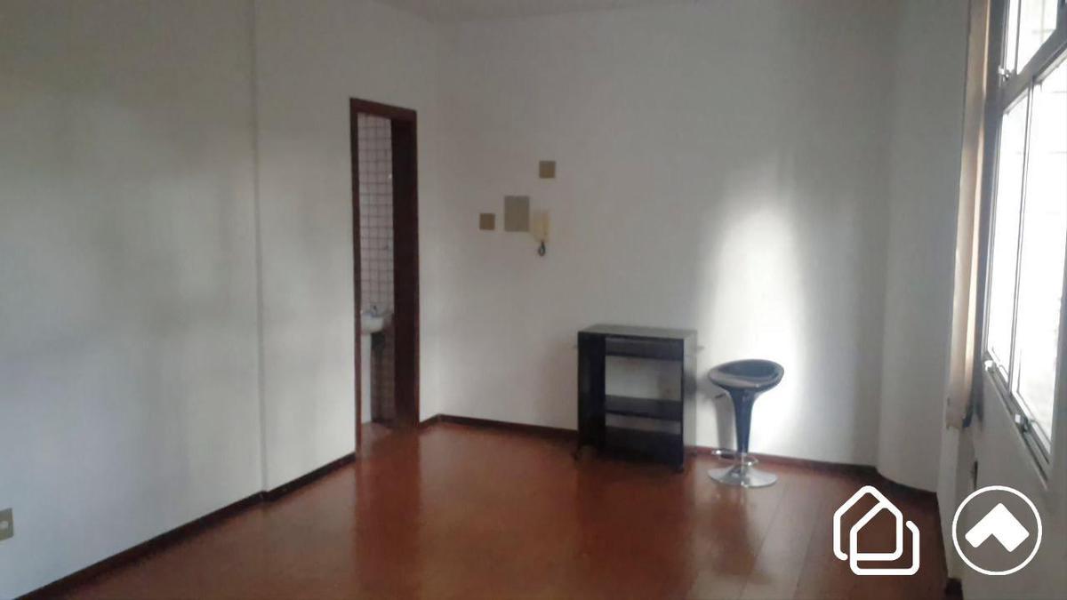 Sala, Funcionários