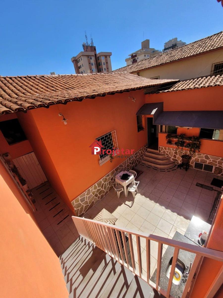 Casa, Floresta, 3 Quartos, 2 Vagas, 1 Suíte