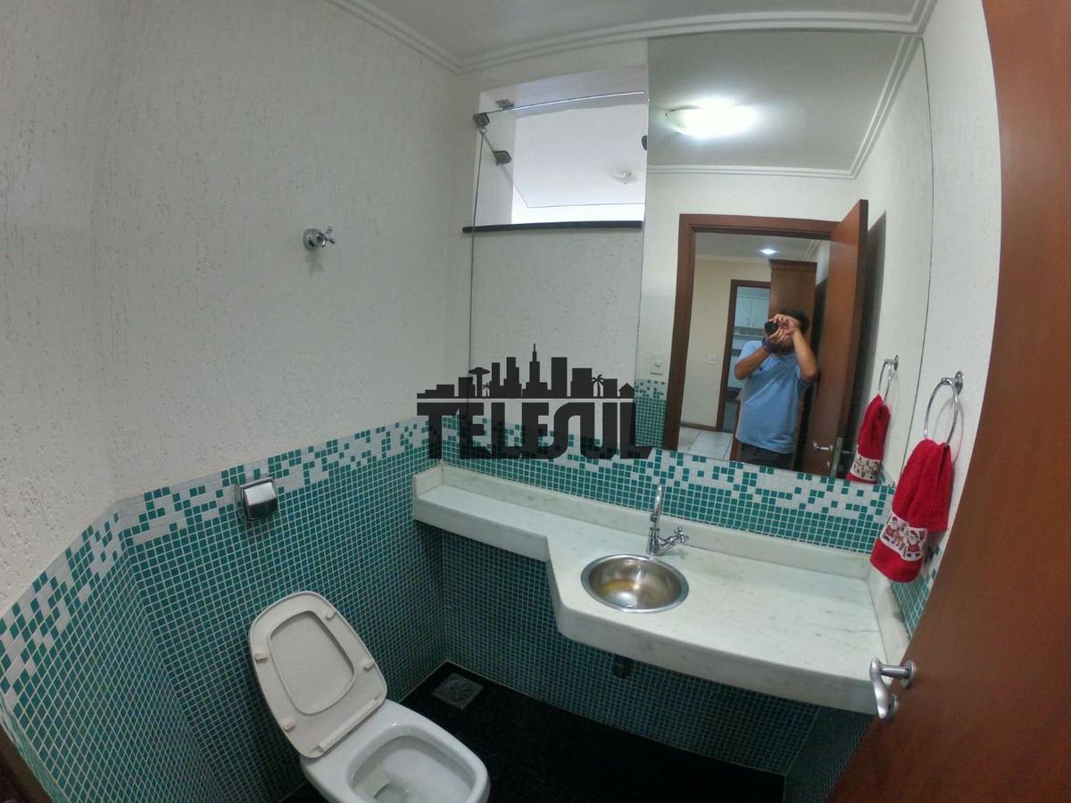 Casa, Centro, 3 Quartos, 2 Vagas, 1 Suíte