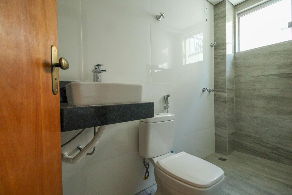 Apartamento, Santa Mônica, 3 Quartos, 2 Vagas, 1 Suíte
